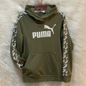 PUMA Hoodie Olive green Pouch Picket Logo image and sleeve detail Medium NWOT